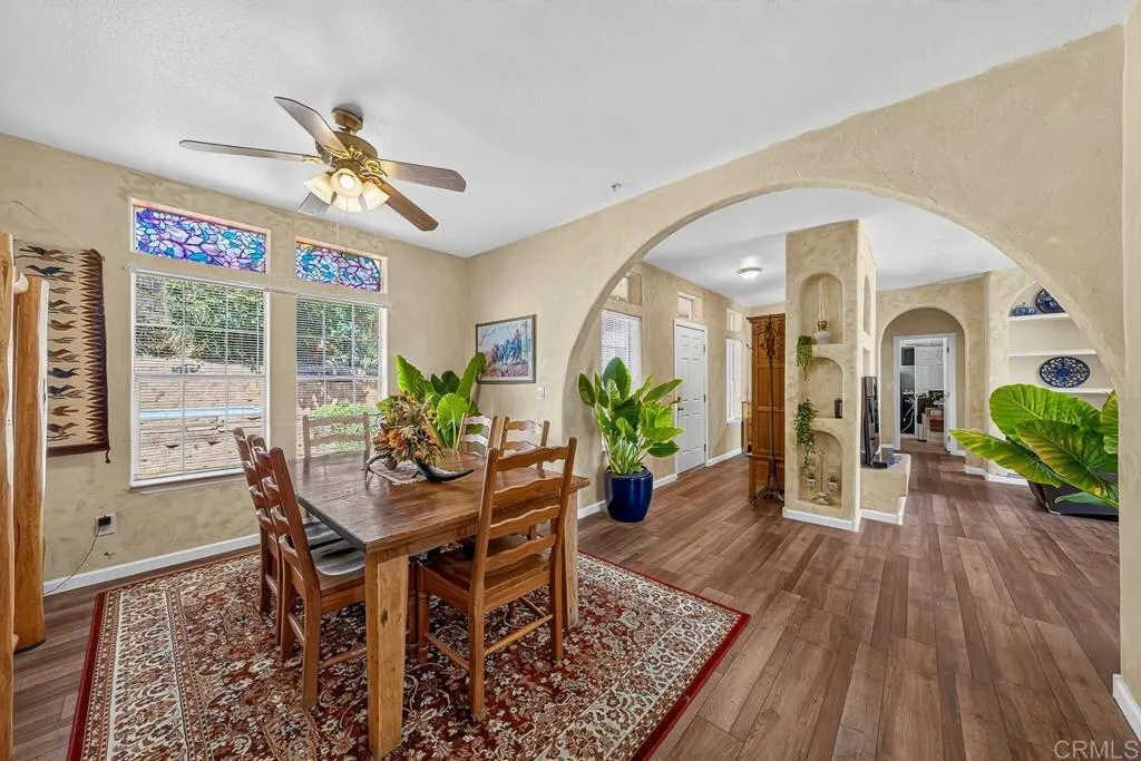 https://cdn.realtyfeed.com/cdn/127/306781767/70c0f6a3dc8ba74ca941e2a49f0d6c67.webp