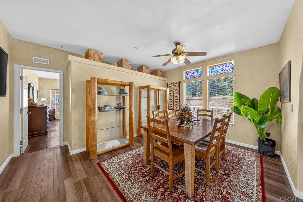 https://cdn.realtyfeed.com/cdn/127/306781767/e3fec568c614ee7a51f65388c7cdb172.webp