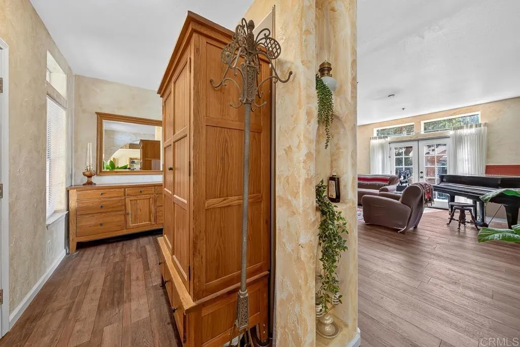 https://cdn.realtyfeed.com/cdn/127/306781767/eb36c9f9231311d6a3efca9fdcd15dd9.webp