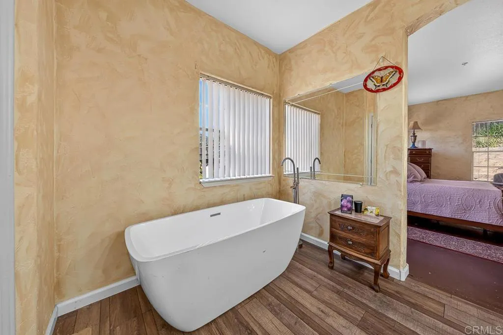 https://cdn.realtyfeed.com/cdn/127/306781767/ecffd10ca5047d13b5c4622910c406a7.webp