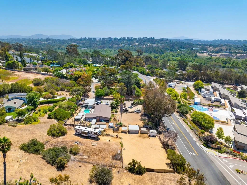 https://cdn.realtyfeed.com/cdn/127/306781780/8b65ac8cc15e103b2c5bb90e079acbf9.webp