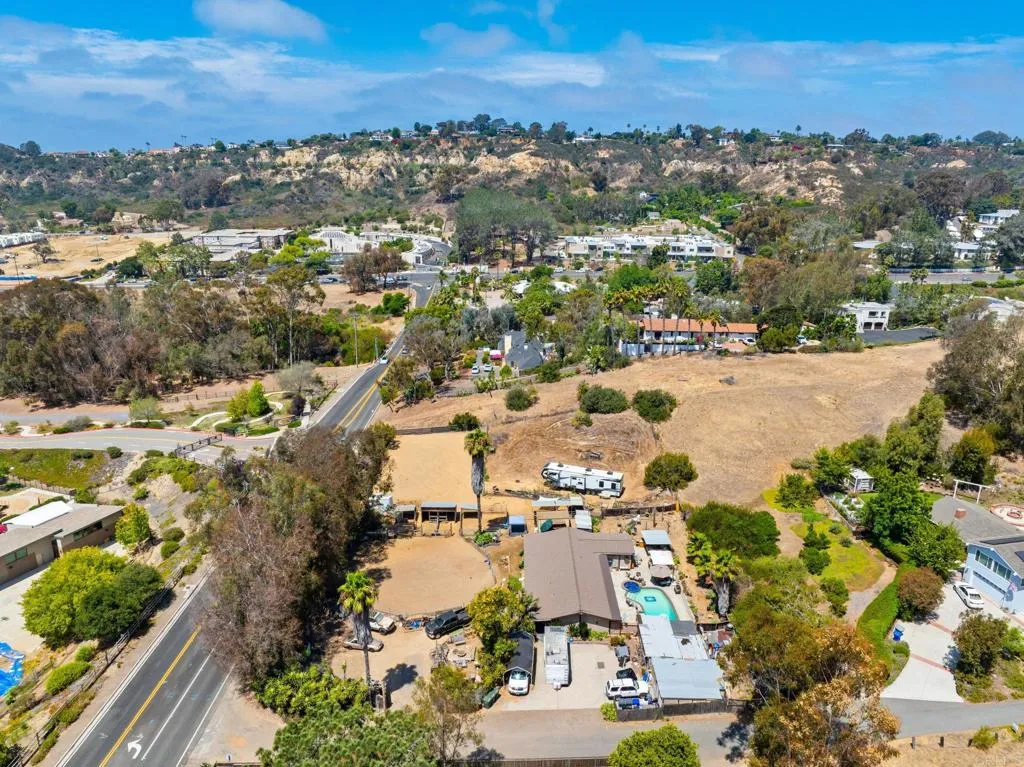 https://cdn.realtyfeed.com/cdn/127/306781780/d9244d3fef54d17cb6780bf4fb136b3c.webp