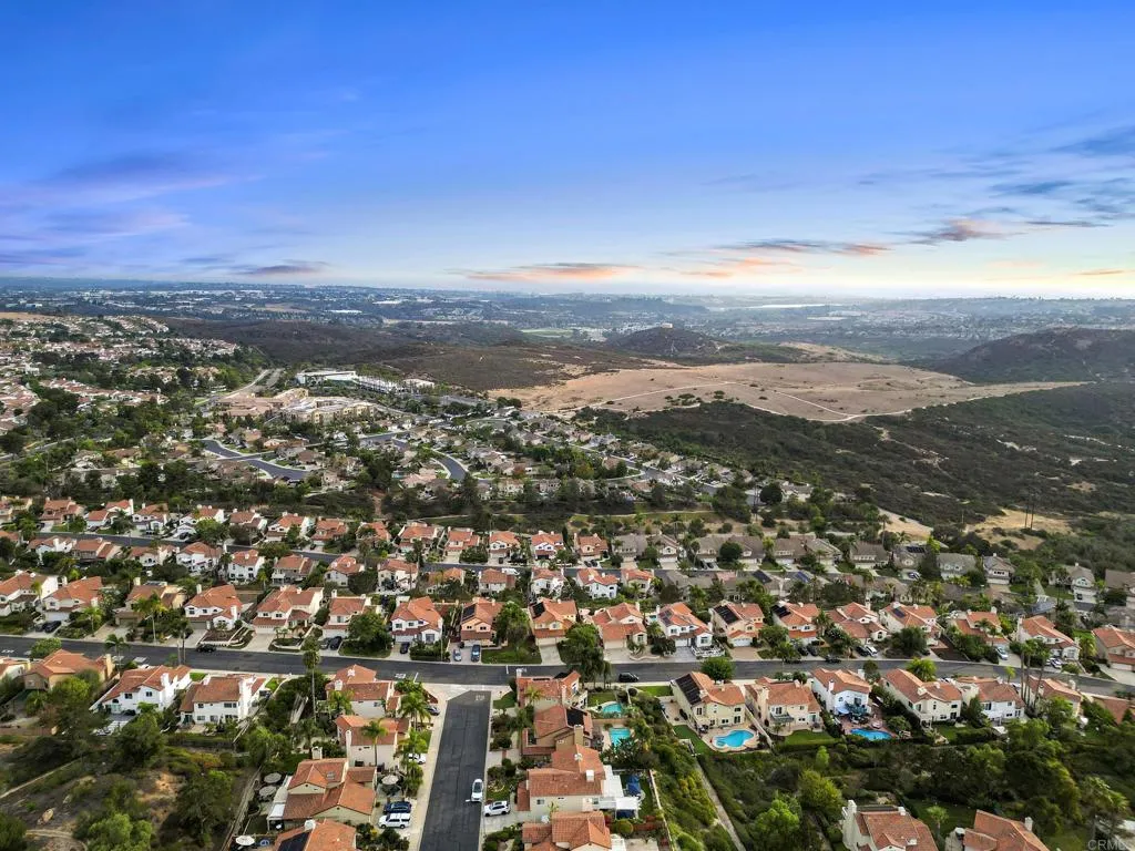 https://cdn.realtyfeed.com/cdn/127/306781790/40b203e8ef453585b574103bbd03cf0a.webp