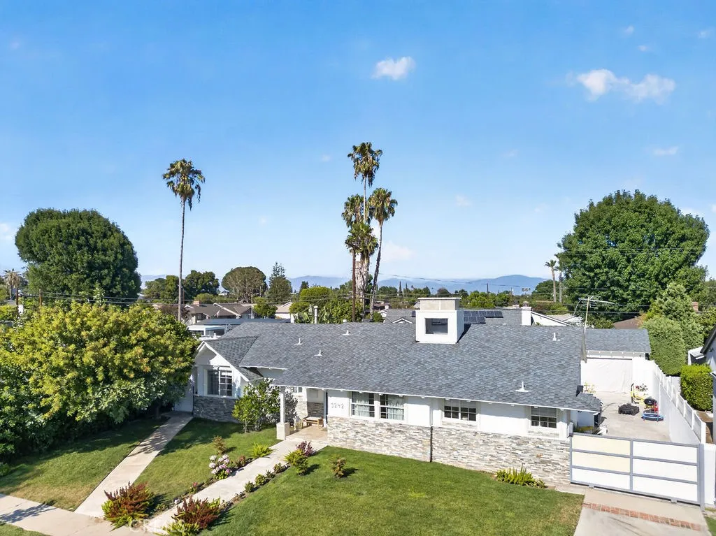 Northridge, CA 91343