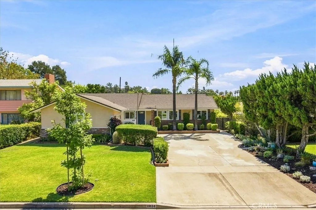 Azusa, CA 91702
