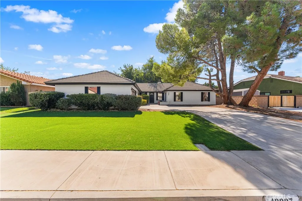 43037 Sachs Dr, Lancaster, CA 93556 - Photo 3 of 47, Lancaster, CA
