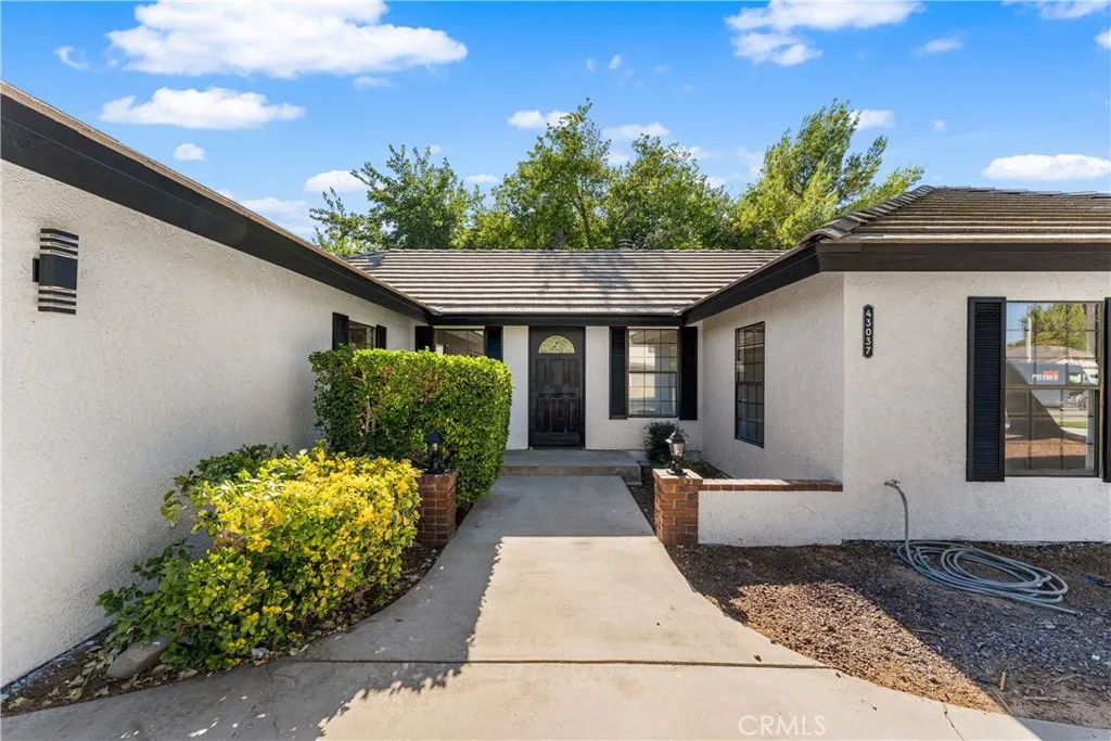 43037 Sachs Dr, Lancaster, CA 93556 - Photo 4 of 47, Lancaster, CA