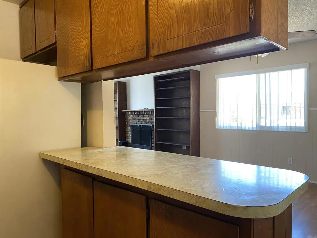 https://cdn.realtyfeed.com/cdn/127/306781874/f98c77646190ba178da7ee80faf37a1f.webp