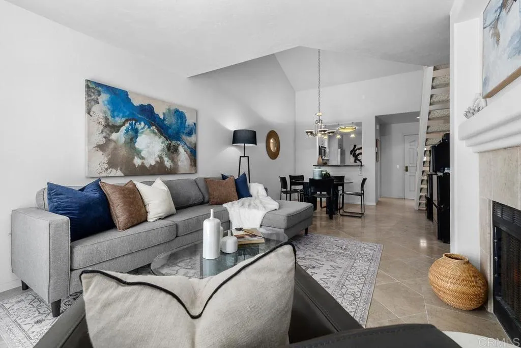 3525 Lebon Dr. Unit 307, San Diego, CA 92122 - Photo 4 of 28, San Diego, CA