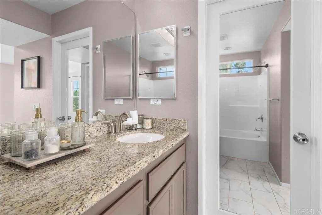 https://cdn.realtyfeed.com/cdn/127/306781886/9b3c55d169f3779c4eade684e33ef508.webp