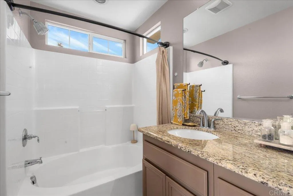 https://cdn.realtyfeed.com/cdn/127/306781886/ec3678f45feb7f9419e7e82ba6c8d4d3.webp
