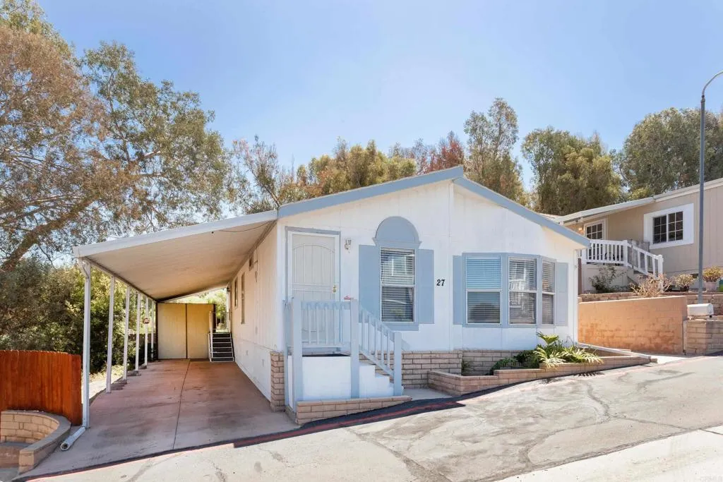 1333 Olive Unit Spc 27, Vista, CA 92083 - Photo 2 of 38, Vista, CA