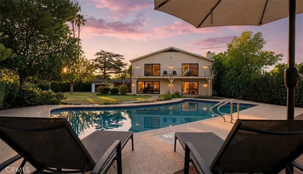 Woodland Hills, CA 91367
