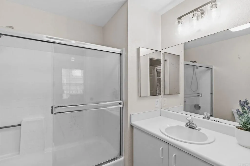Photo #12: PTP2605801 Listing: Photo #12