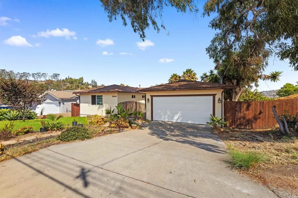 https://cdn.realtyfeed.com/cdn/127/306782028/095dd6d7e3a700cfe65e8614a223c092.webp