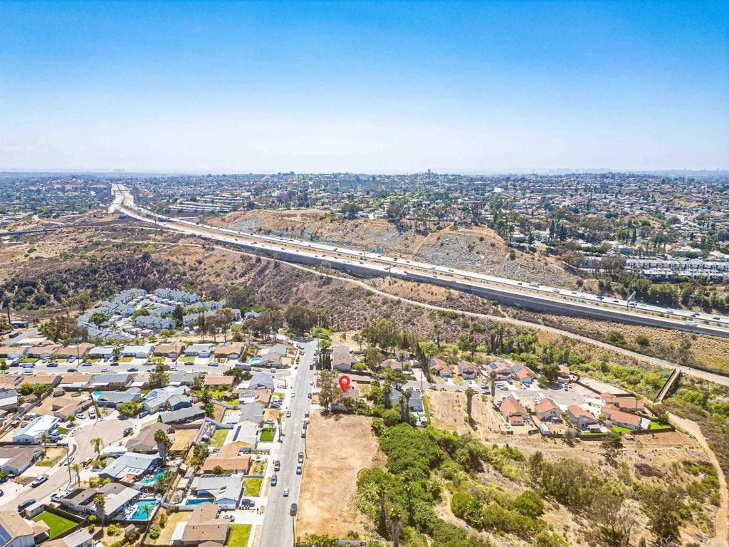 https://cdn.realtyfeed.com/cdn/127/306782028/20e567734165f665187d9b27fdf7fd9d.webp