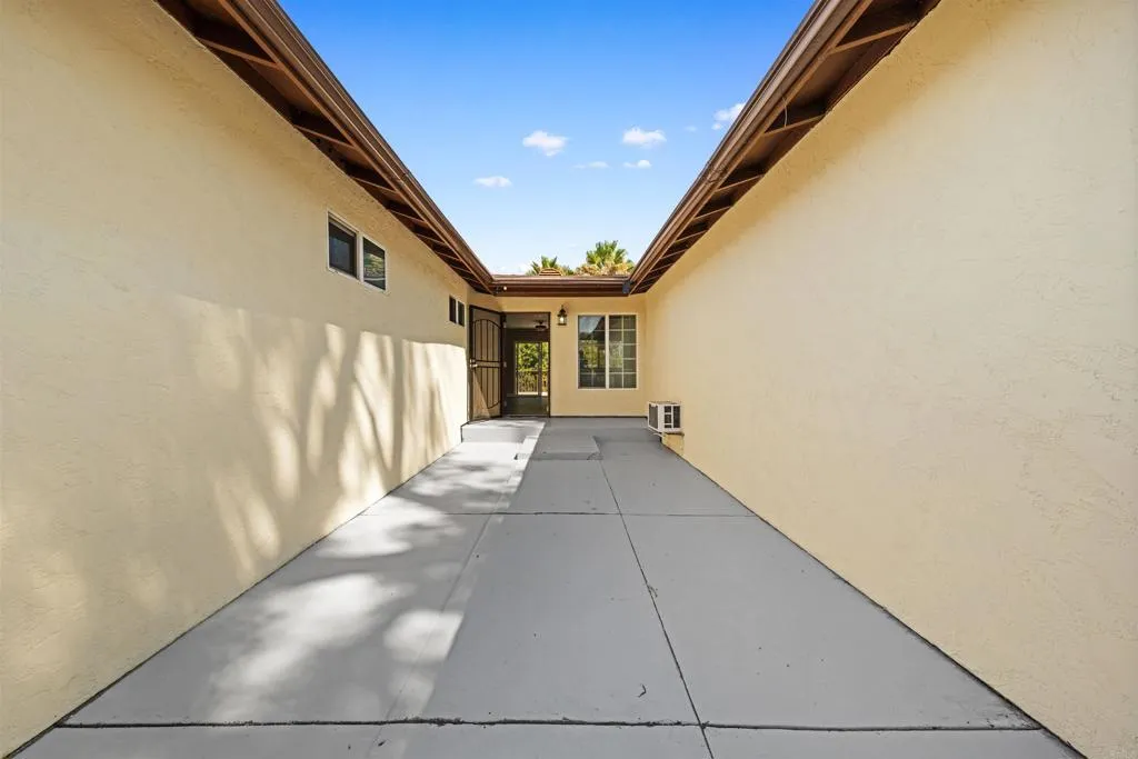 https://cdn.realtyfeed.com/cdn/127/306782028/3bc5b53ba86b87d84855694f6812cacb.webp