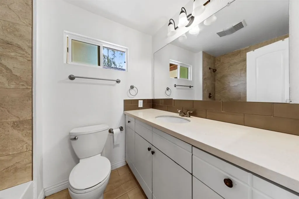 https://cdn.realtyfeed.com/cdn/127/306782028/3f58cc63899275d3765c49acb80b189d.webp