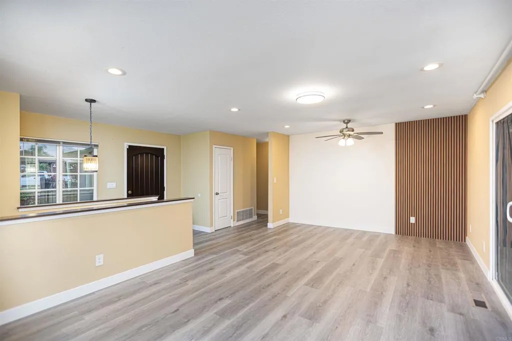 https://cdn.realtyfeed.com/cdn/127/306782028/3f9341d6da26c648518a147ad9c41554.webp