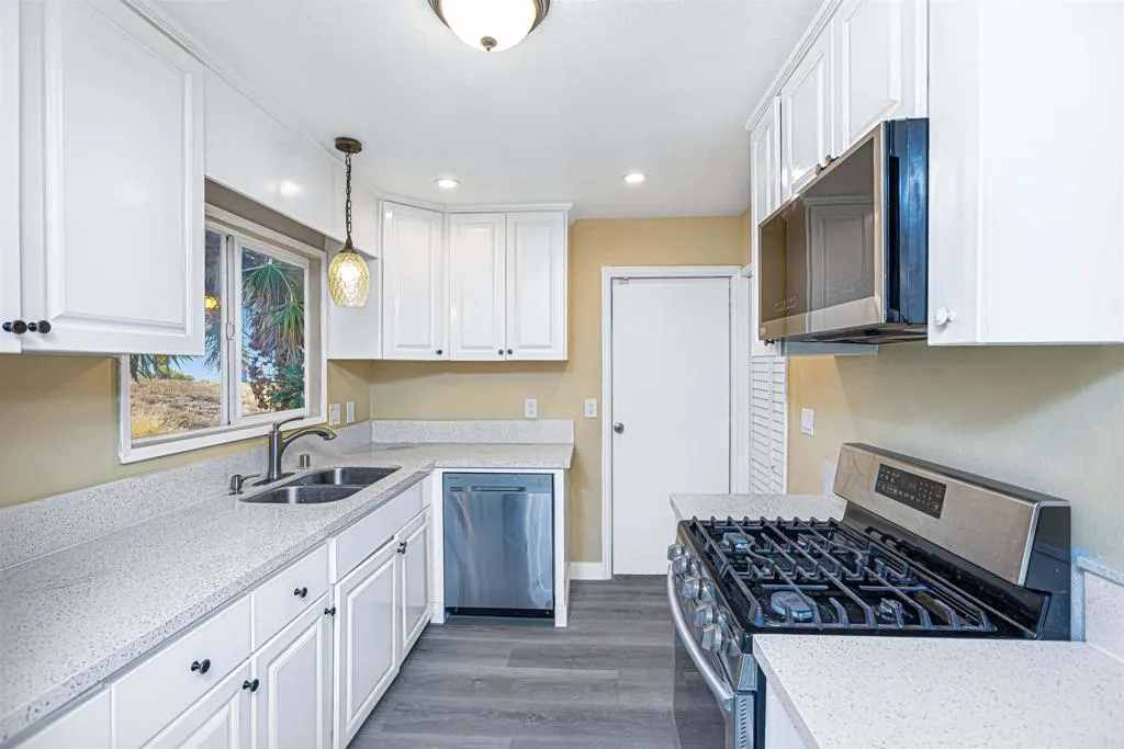 https://cdn.realtyfeed.com/cdn/127/306782028/42146ebe28e43a364685f58048a49d14.webp