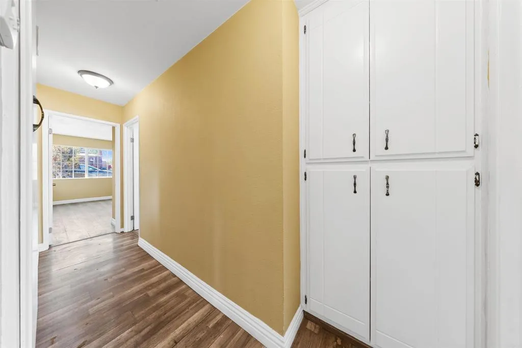 https://cdn.realtyfeed.com/cdn/127/306782028/91e575efd61921a35f92a88e4d7e6acf.webp