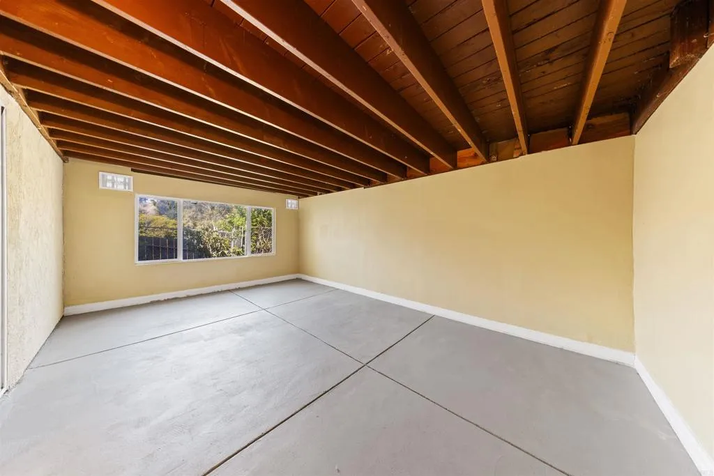 https://cdn.realtyfeed.com/cdn/127/306782028/a8d28d587a8e139337e5ba70f2c07ce4.webp