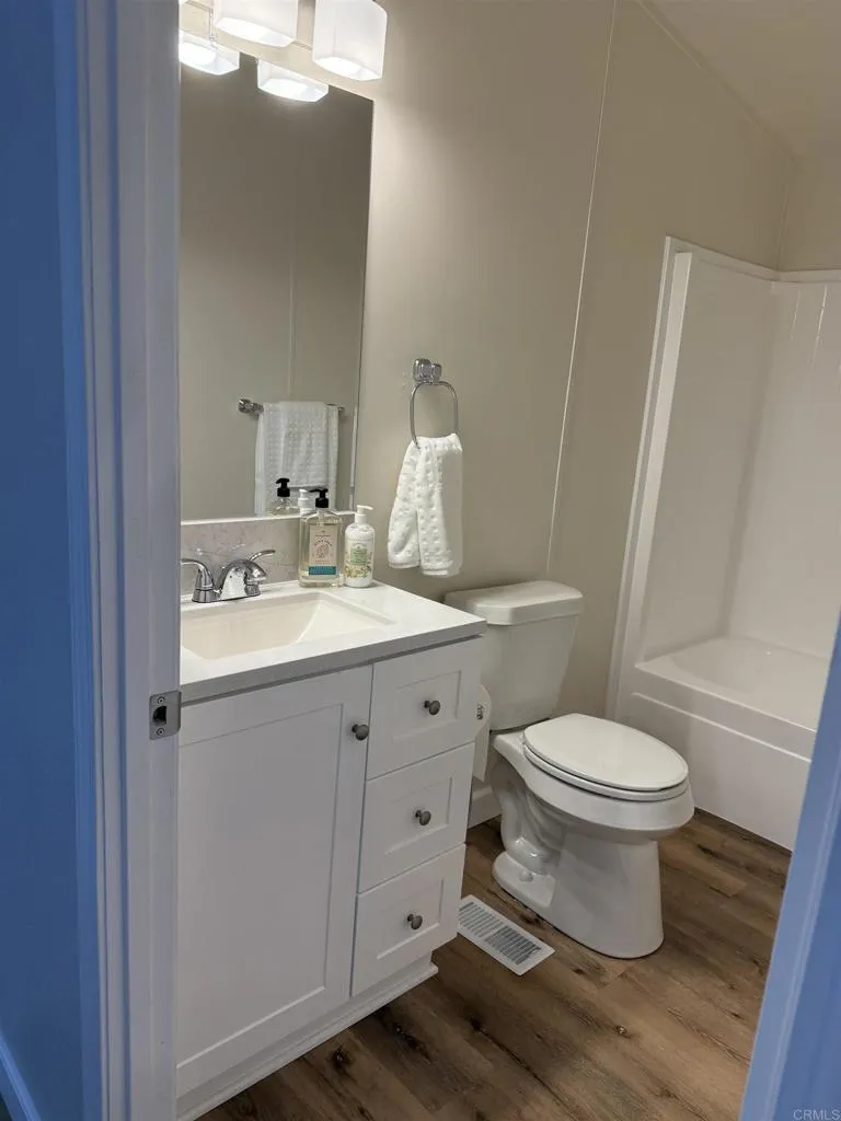 https://cdn.realtyfeed.com/cdn/127/306782080/1e754cd2df8b359536894a4b701cf552.webp