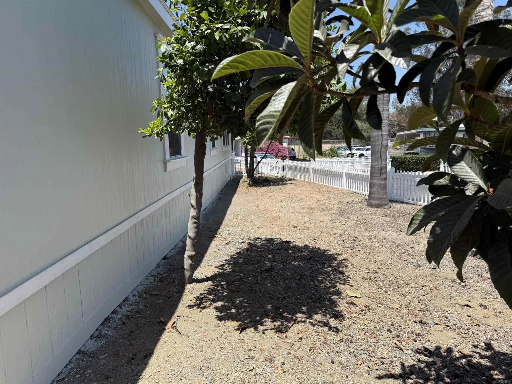 https://cdn.realtyfeed.com/cdn/127/306782080/af7b5c8770e2b9492c51d3eeb918f47a.webp