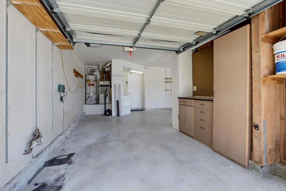 https://cdn.realtyfeed.com/cdn/127/306782101/c111b7cc96e26c4c1e9f13e544fd2a43.webp