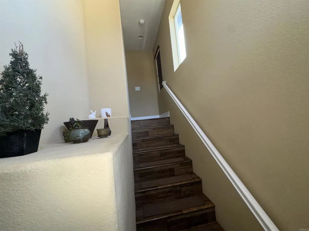 https://cdn.realtyfeed.com/cdn/127/306782112/7e1a2298cf4ff8535a82761c378feb31.webp