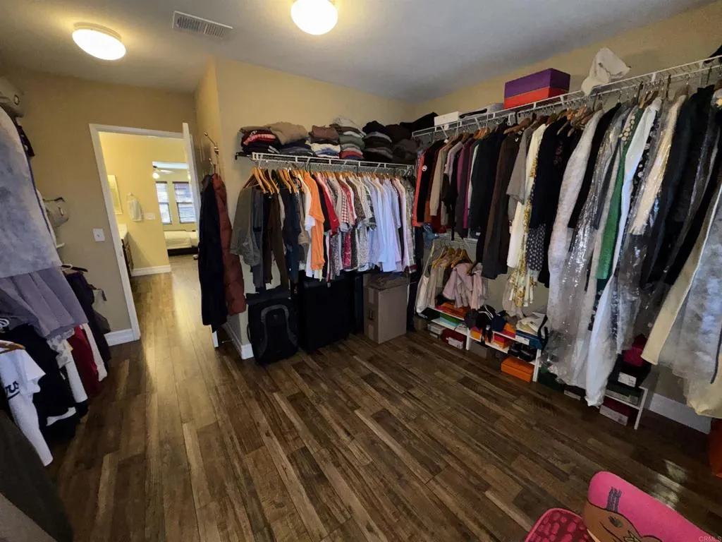 https://cdn.realtyfeed.com/cdn/127/306782112/882e6a59609f60a107b072d3cdb34b42.webp