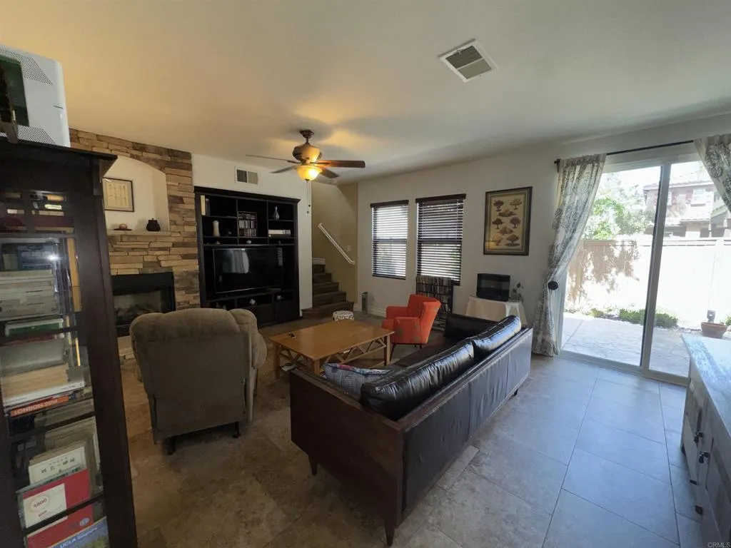 https://cdn.realtyfeed.com/cdn/127/306782112/bba4686ff049d5a6ffab3e9a4045f577.webp