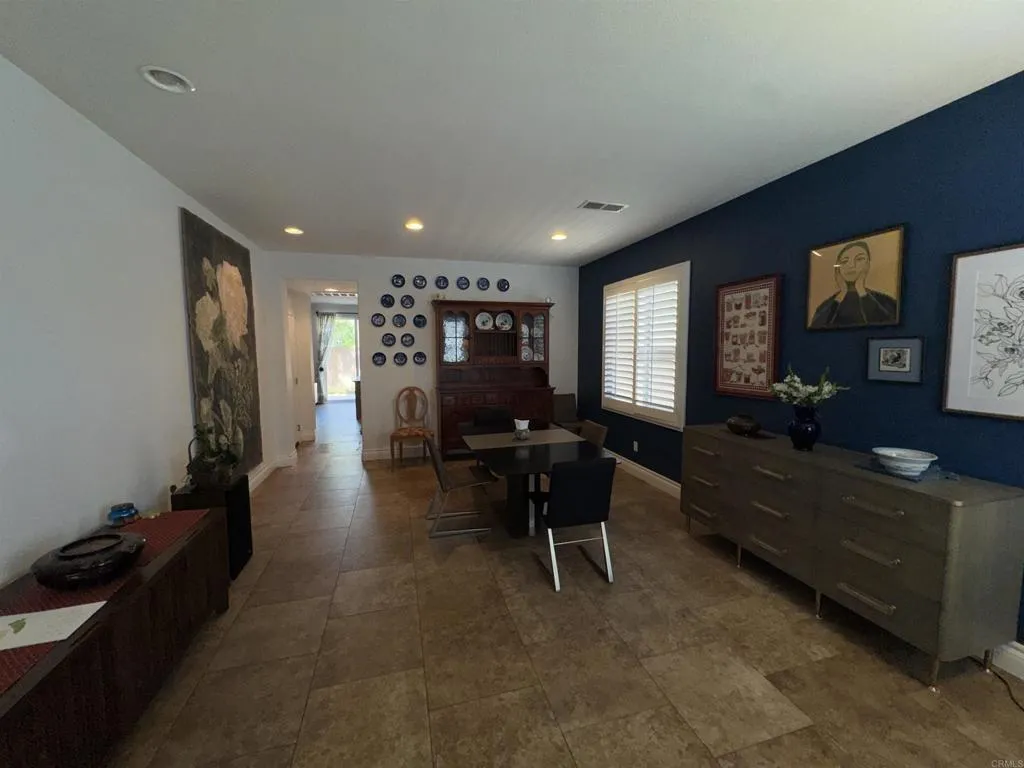 https://cdn.realtyfeed.com/cdn/127/306782112/c6f003b438a598a3b0a24d27b2db3951.webp