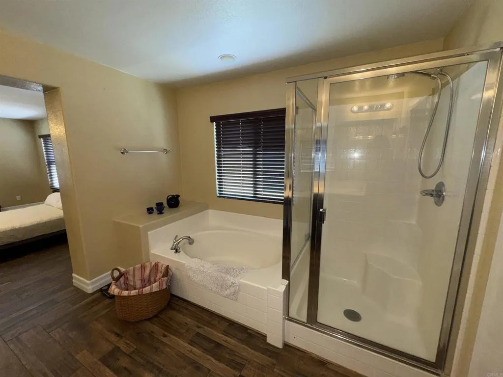https://cdn.realtyfeed.com/cdn/127/306782112/dd3826714c69b4145e5e31c05e5664de.webp