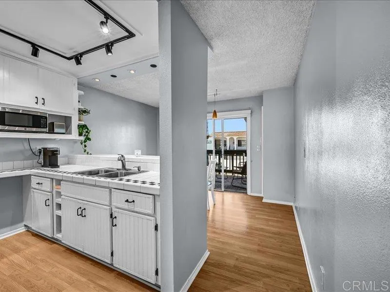 https://cdn.realtyfeed.com/cdn/127/306782175/18d3beadaae567584fa9394e6eec906f.webp
