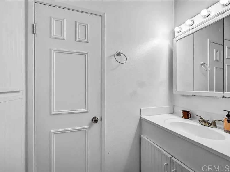 https://cdn.realtyfeed.com/cdn/127/306782175/246ae62f7591941c2d8dece0456c7e2c.webp