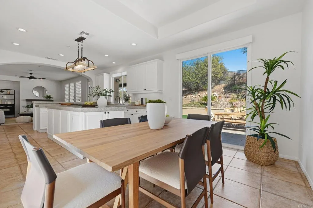 https://cdn.realtyfeed.com/cdn/127/306782176/4e09d18da79bbf6224c1d0a18c63b93e.webp