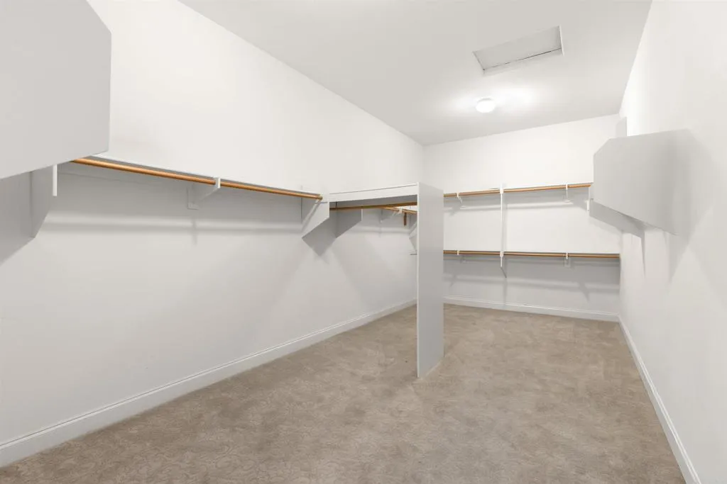 https://cdn.realtyfeed.com/cdn/127/306782184/0d362ceacbdab11999c32b845b0b65a7.webp