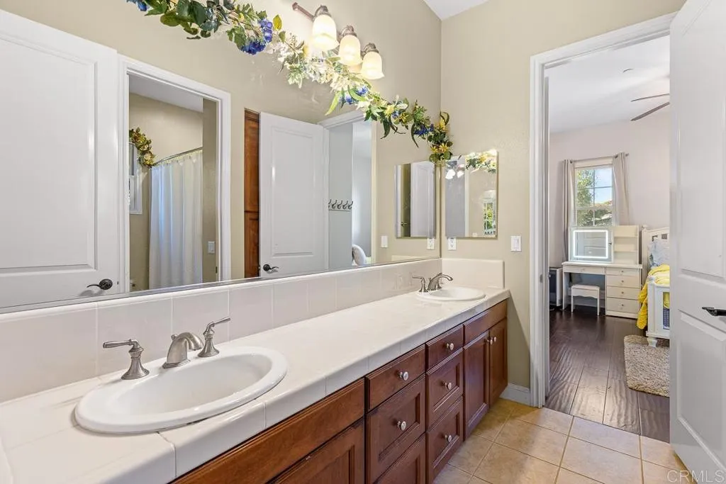 https://cdn.realtyfeed.com/cdn/127/306782184/7d46d28314c43b2db4b79da48bbc5eaf.webp