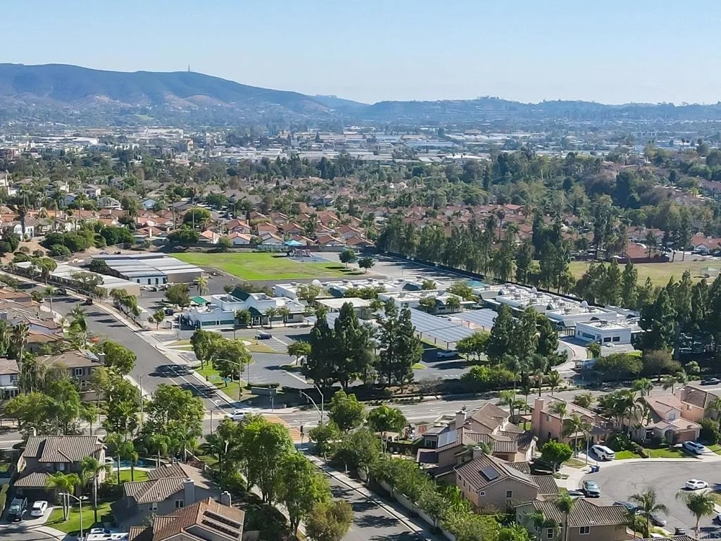 https://cdn.realtyfeed.com/cdn/127/306782192/139087aaf2e42401e24c745be043e6c1.webp