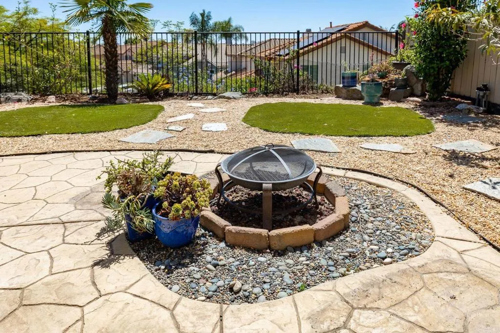 https://cdn.realtyfeed.com/cdn/127/306782192/29f25f4e92569acec1d56b33210c240e.webp