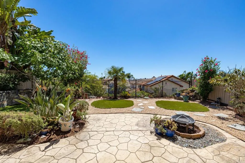 https://cdn.realtyfeed.com/cdn/127/306782192/2adfff554651115145f42a3fe8b6cd91.webp