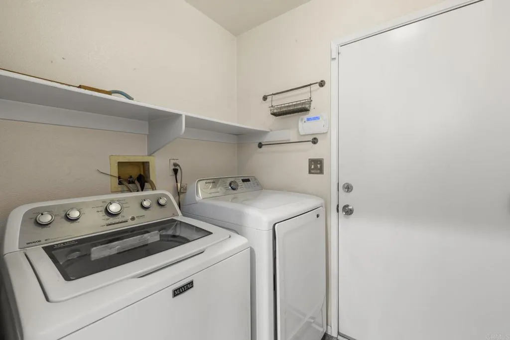 https://cdn.realtyfeed.com/cdn/127/306782192/2c39cc1e8b2877597515d0e768b95d9b.webp
