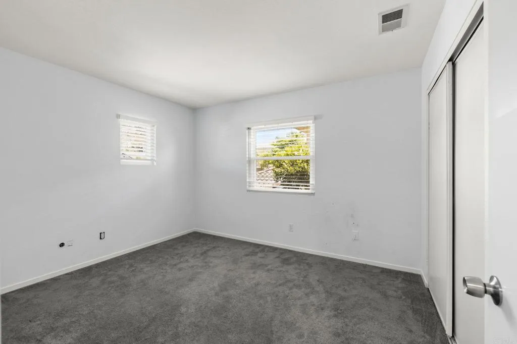 https://cdn.realtyfeed.com/cdn/127/306782192/3527f69fa962b164eb36c92b7f09d75d.webp