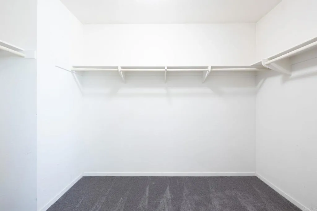 https://cdn.realtyfeed.com/cdn/127/306782192/4e74840f191b0f52f0214b930f946f4c.webp