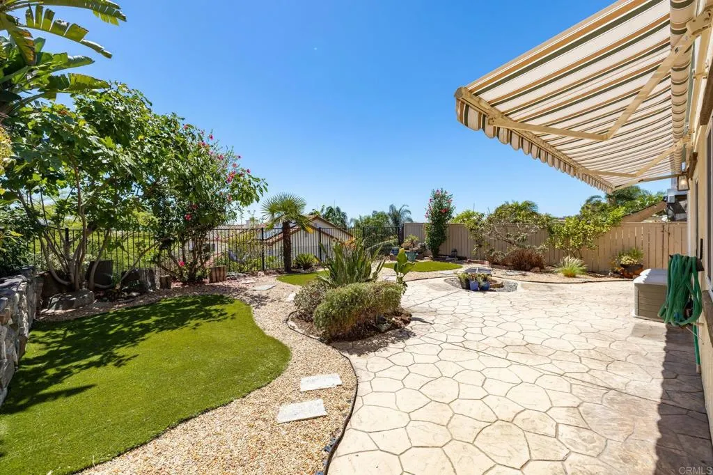 https://cdn.realtyfeed.com/cdn/127/306782192/63c2be33f035fdc5b08e9e75ab840ec8.webp