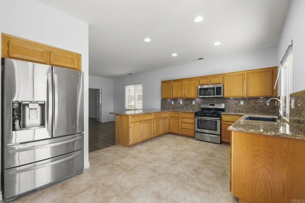 https://cdn.realtyfeed.com/cdn/127/306782192/7744ab75ea043ba43b20f5d476336cd9.webp