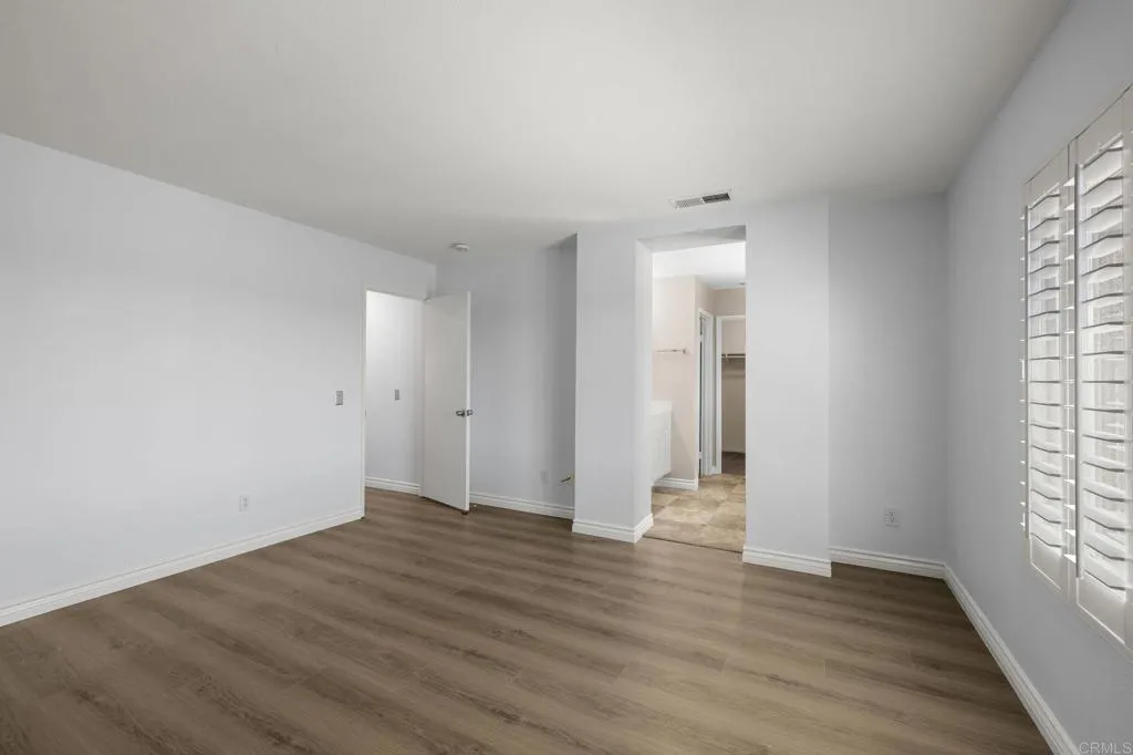 https://cdn.realtyfeed.com/cdn/127/306782192/9d742adeb06f287fbfea010b74adad66.webp