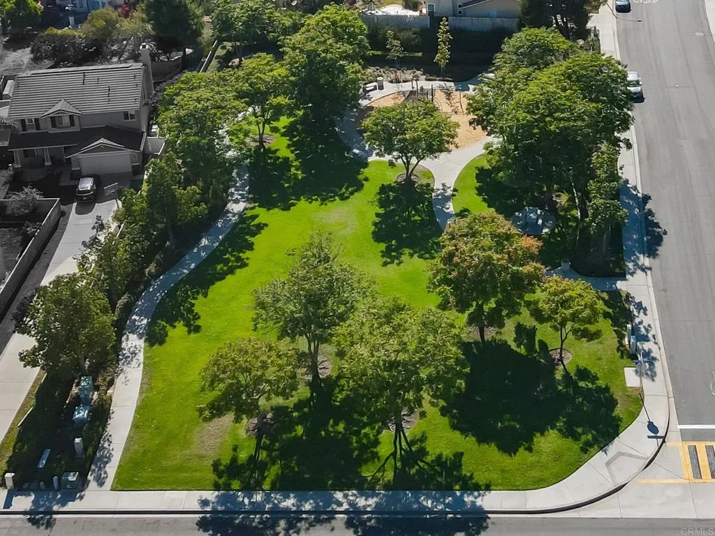 https://cdn.realtyfeed.com/cdn/127/306782192/dde03191e3e6b4f8375b548637f3e02e.webp