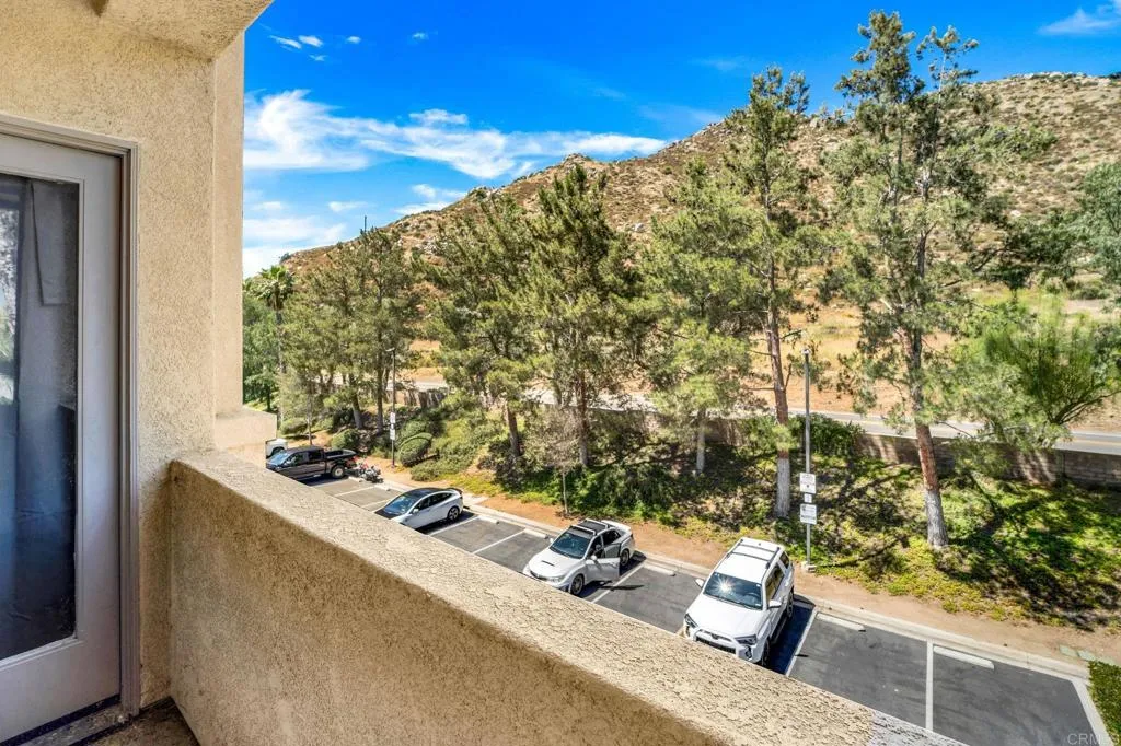 https://cdn.realtyfeed.com/cdn/127/306782289/07367d4e30b8aeabd6e416db12edc0db.webp